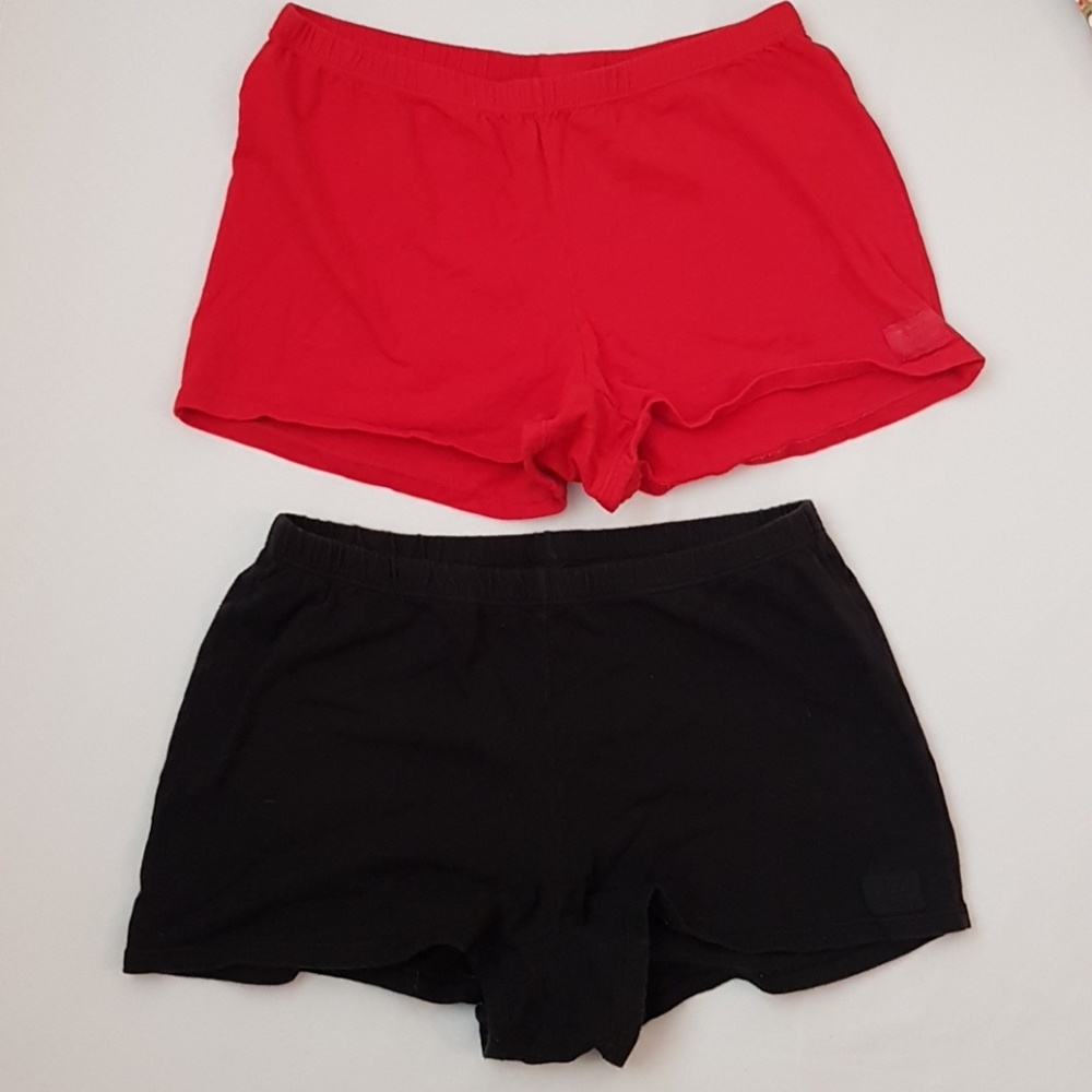 Red and black hot shorts